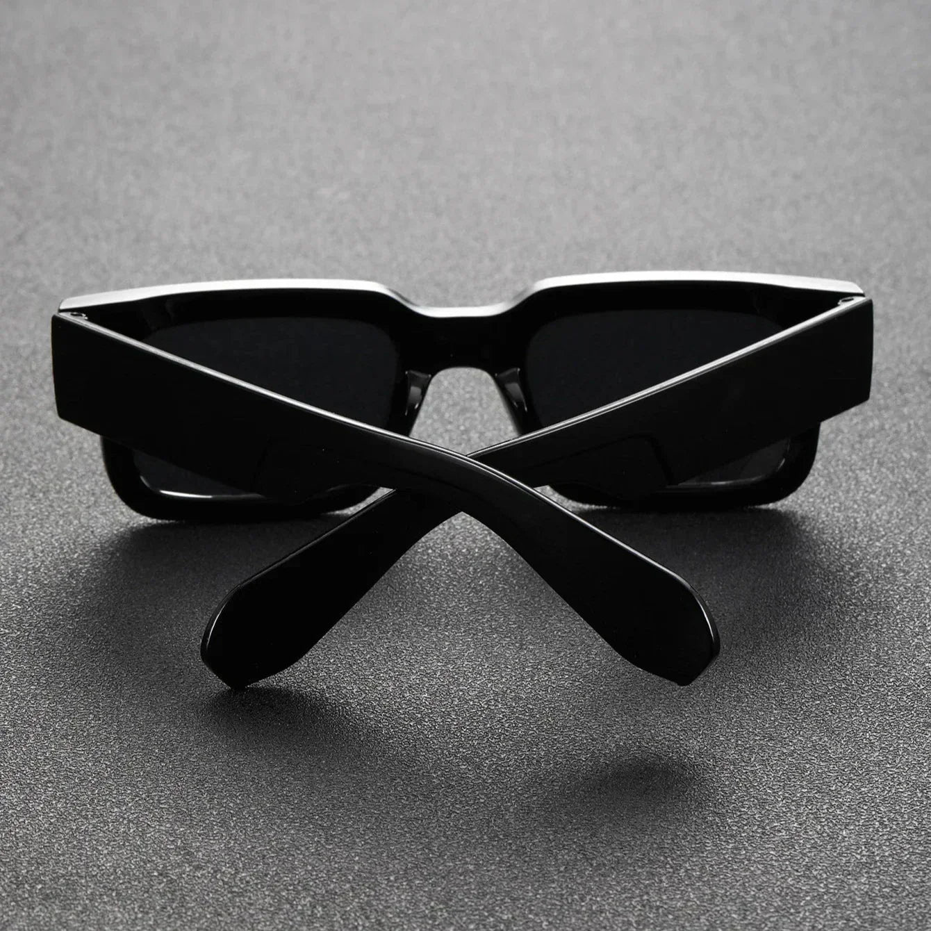 Jayden | Men’s Bold Rectangular Sunglasses