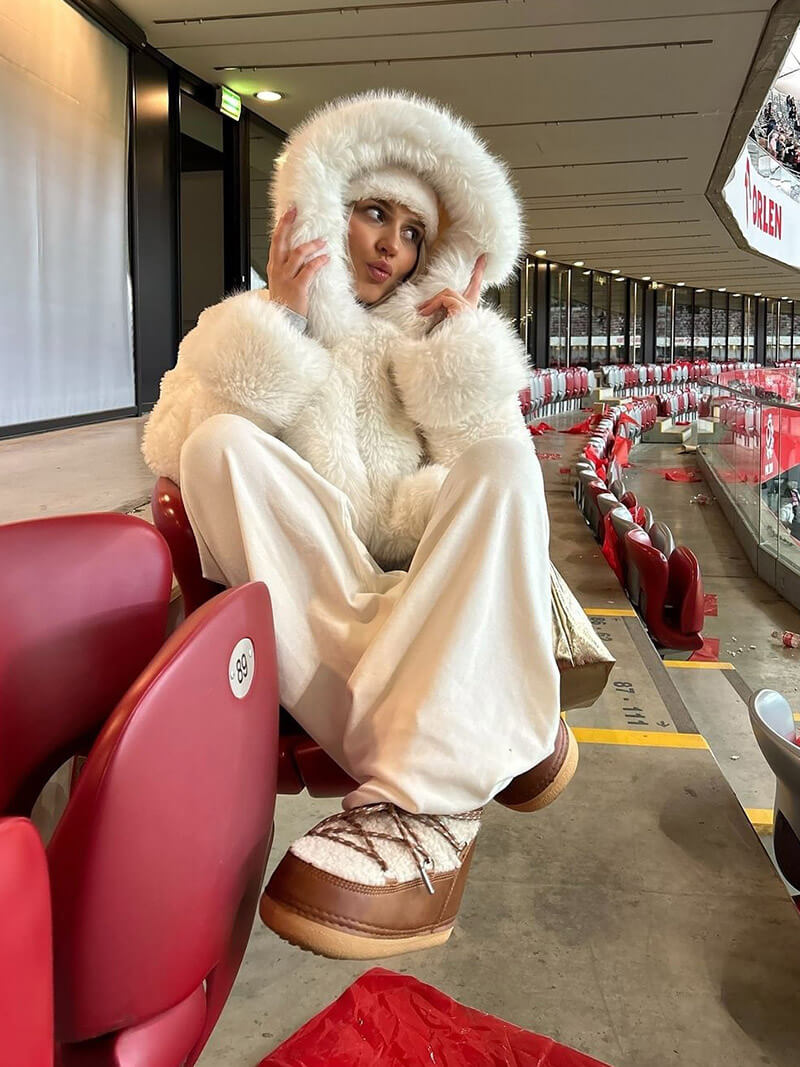 Aloura | Women’s Oversized Faux Fur Hooded Jacket