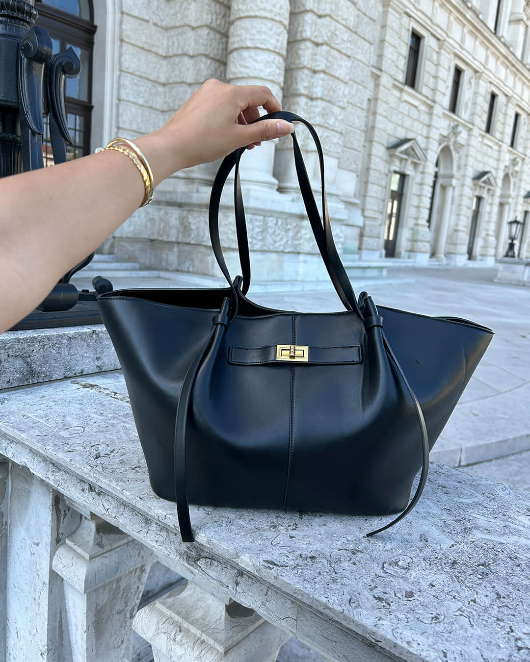 Uriah | Women’s Structured Shopper Bag