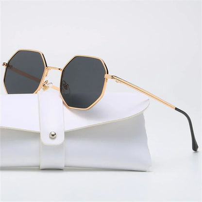 Axiel | Men’s Metal Frame UV Protection Sunglasses
