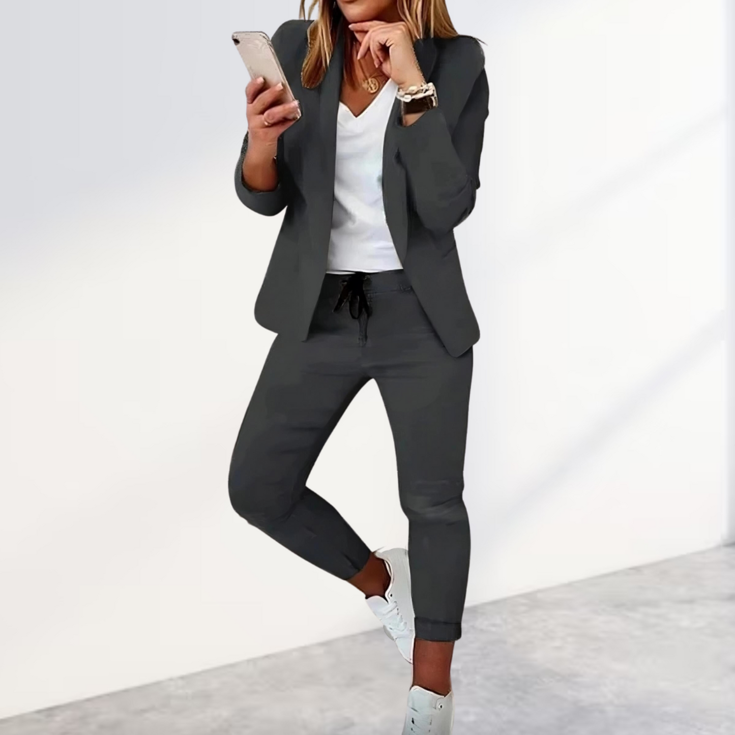 Chic Blazer and Trousers Set | Women's Suit 1
