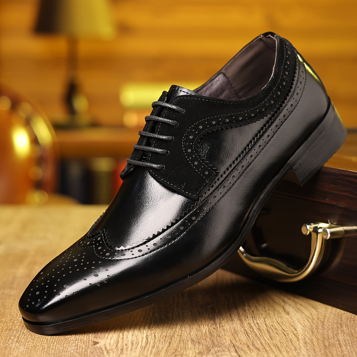 Creston | Men’s Two-Tone Wingtip Brogue Oxfords