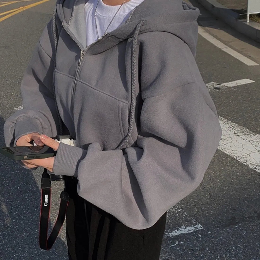 Norie | Women’s Zippered Wide Sweatshirt