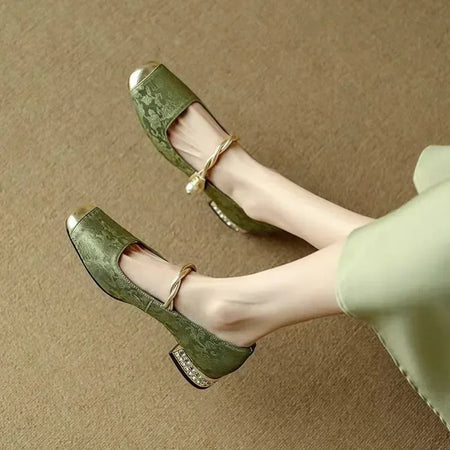 Jeffy | Women’s Satin Square Toe Pumps