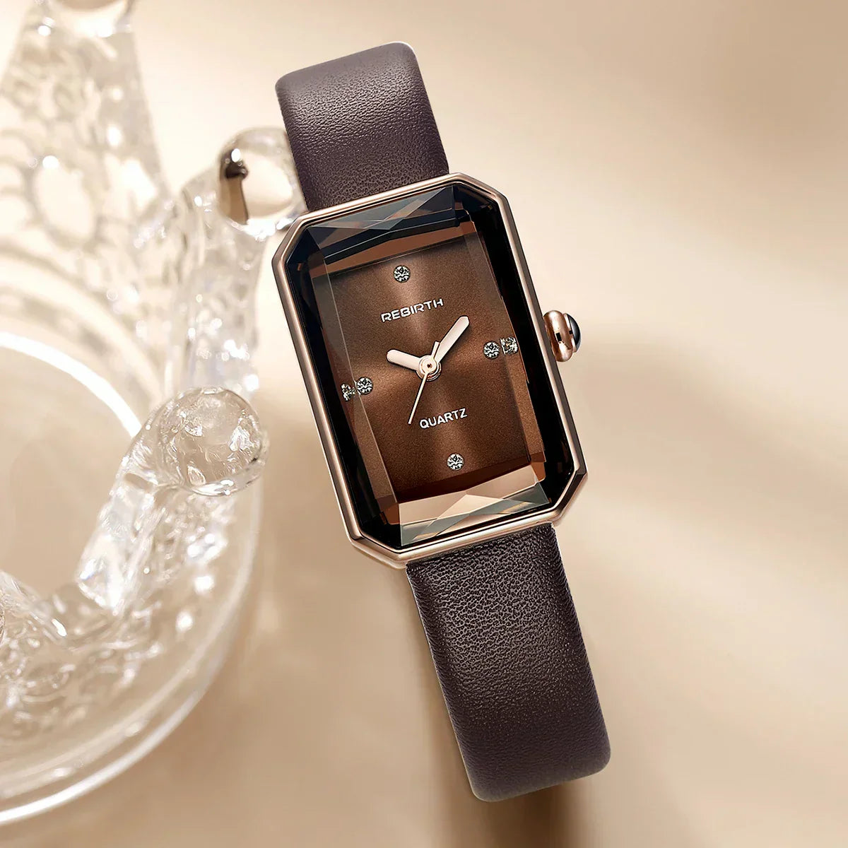 Graeme | Men’s Rectangular Leather Strap Watch
