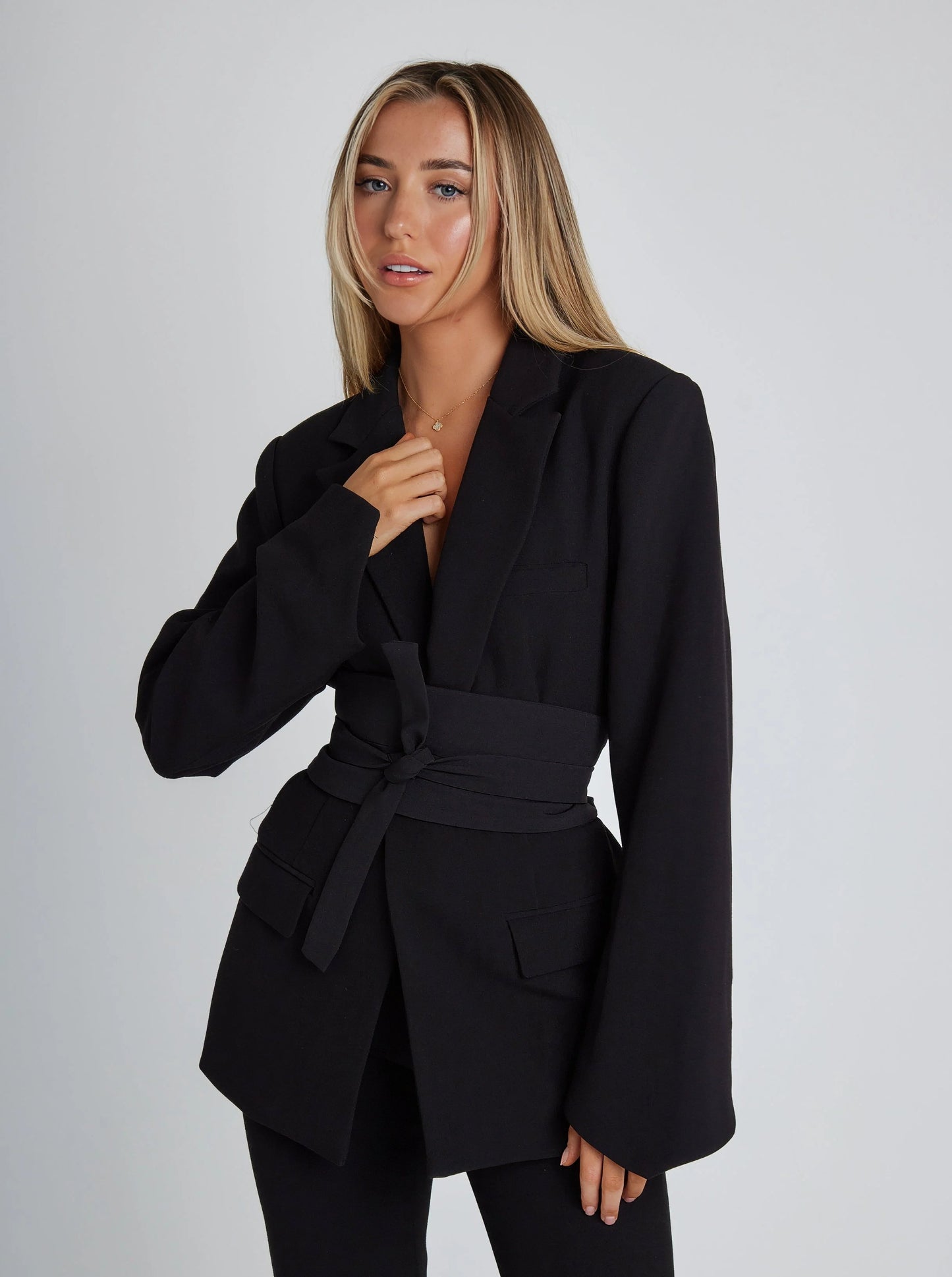 Serelle | Women’s Belted Tailored Blazer