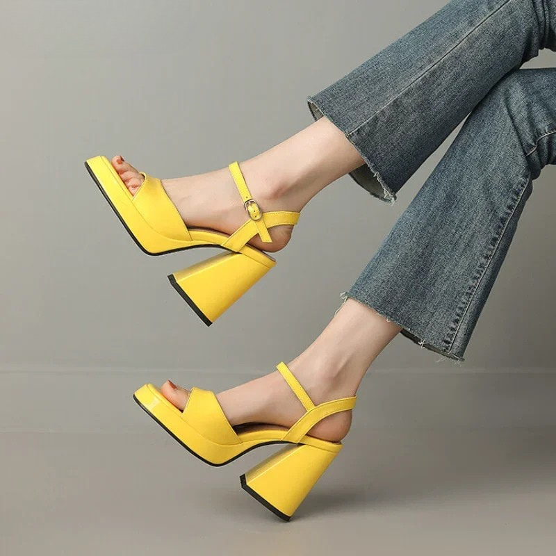 Valetta | Women’s Glossy Patent Leather Block Heels